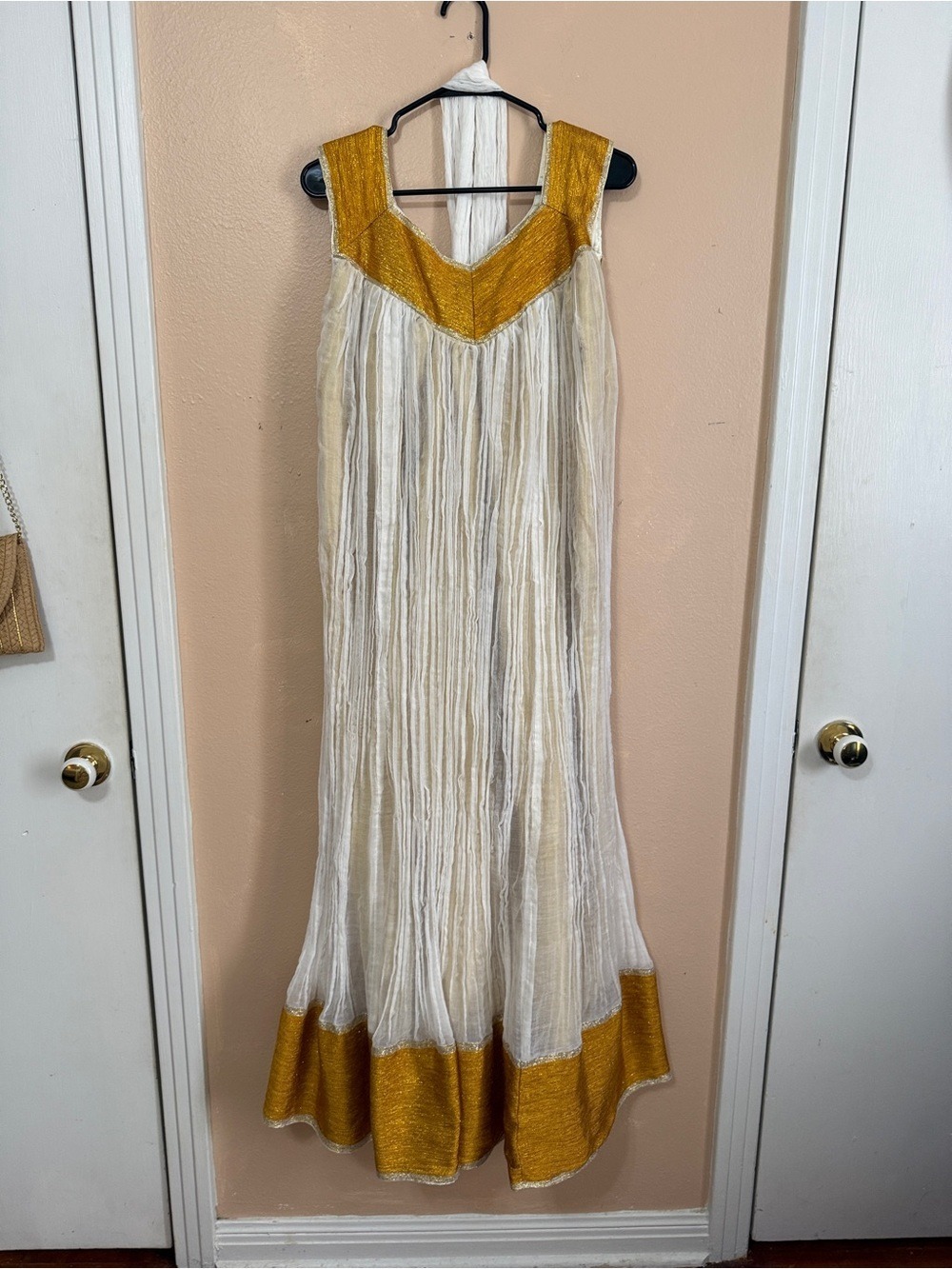 π Greek Goddess White and Gold Maxi Dress with Sash - Picture 4 of 11